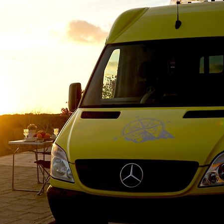On Road- Feel Freedom With Campervan! Guincho  Eksteriør bilde