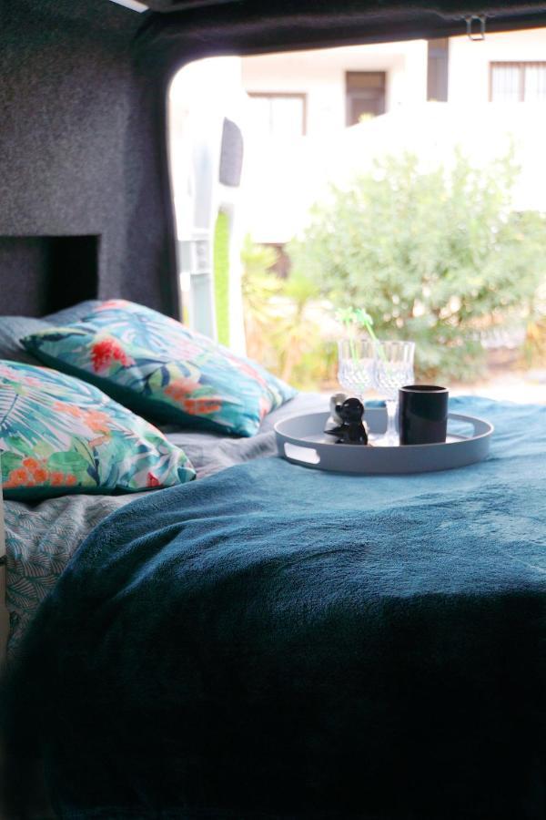 On Road- Feel Freedom With Campervan! Guincho  Eksteriør bilde