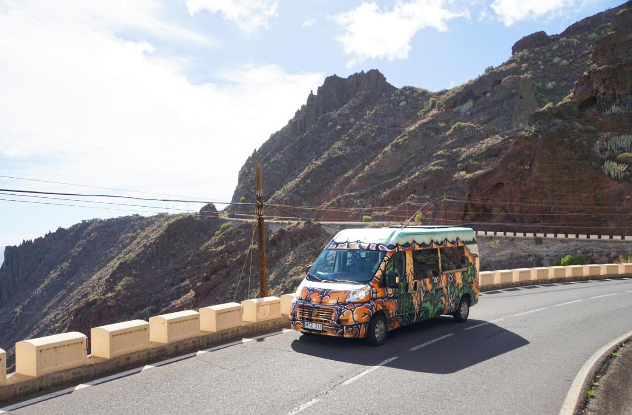 On Road- Feel Freedom With Campervan! Guincho  Eksteriør bilde