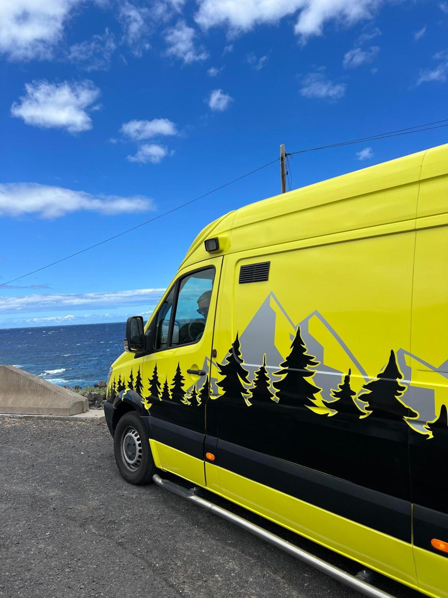 On Road- Feel Freedom With Campervan! Guincho  Eksteriør bilde